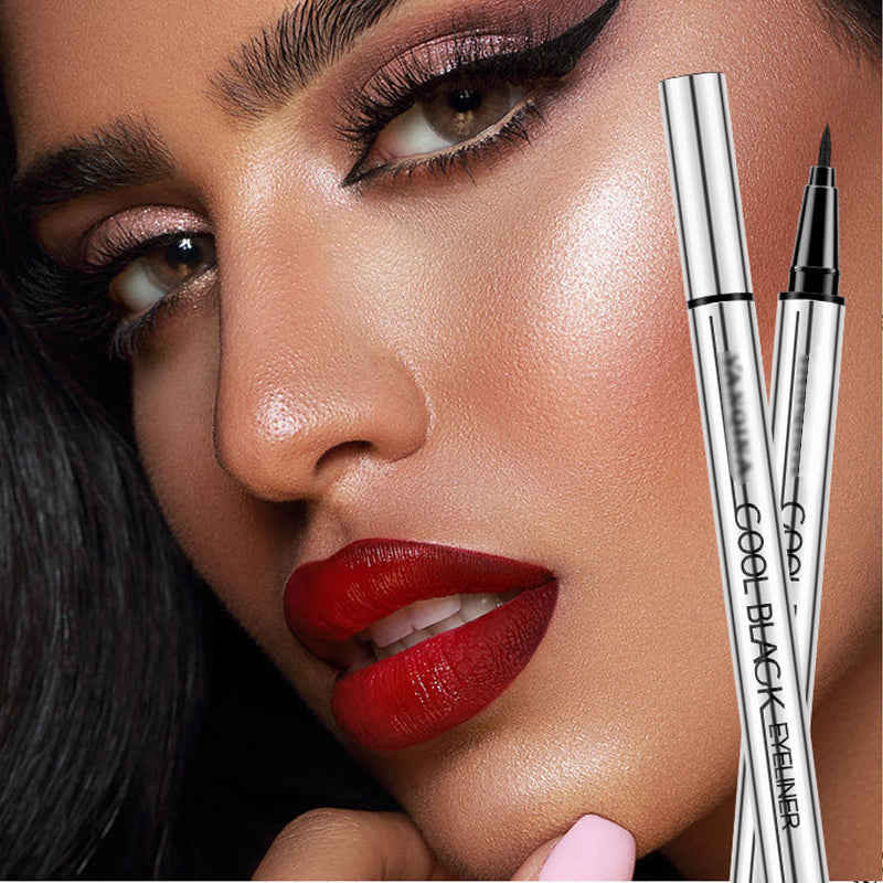 ✨ Vanntett, flekkfri eyeliner – 24 timers intens svart presisjon! ✨