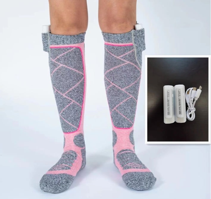 🥳2026 VARMT SALG🥳💞50 000+ SOLGT! 🔥🧦 50 % RABATT! Oppladbare varmesokker – karbonfiber med rask oppvarming, 6000 mAh batteri i opptil 9 timer. Perfekt for ski, fotturer og vintervarme! 🛡️✅