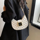 Quiltet Dumpling Design Chain Crossbody Bag for kvinner