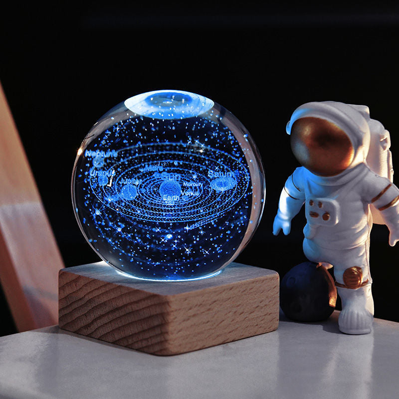 🥳2026 VARMT SALG🥳💞50 000+ SOLGT!💫🌌 Ta galaksen inn i rommet ditt. 3D-krystallkule nattlys – 50 % RABATT! ✨🌙