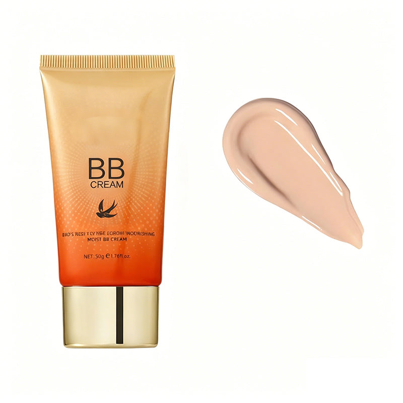 💧🌸 Fuktighetsgivende BB-krem – Feilfri, naturlig finish, lett dekkevne. Fukter og jevner ut hudtonen. Perfekt for daglig bruk! ✨💄