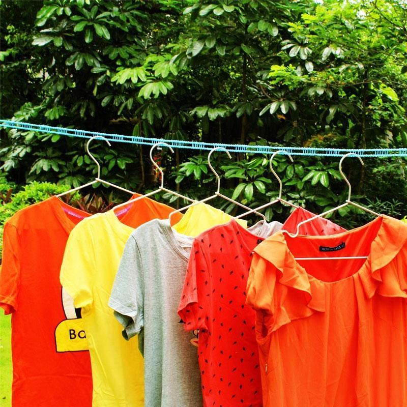 💥 KJØP 1, FÅ 1 GRATIS 🔗 Vindtett sklisikker klessnor 👕 Ingen flere vindfulle katastrofer med klesvasken 🌬️
