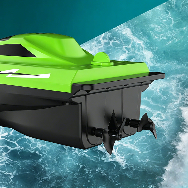 2.4G høyhastighets RC-båt med doble motorer